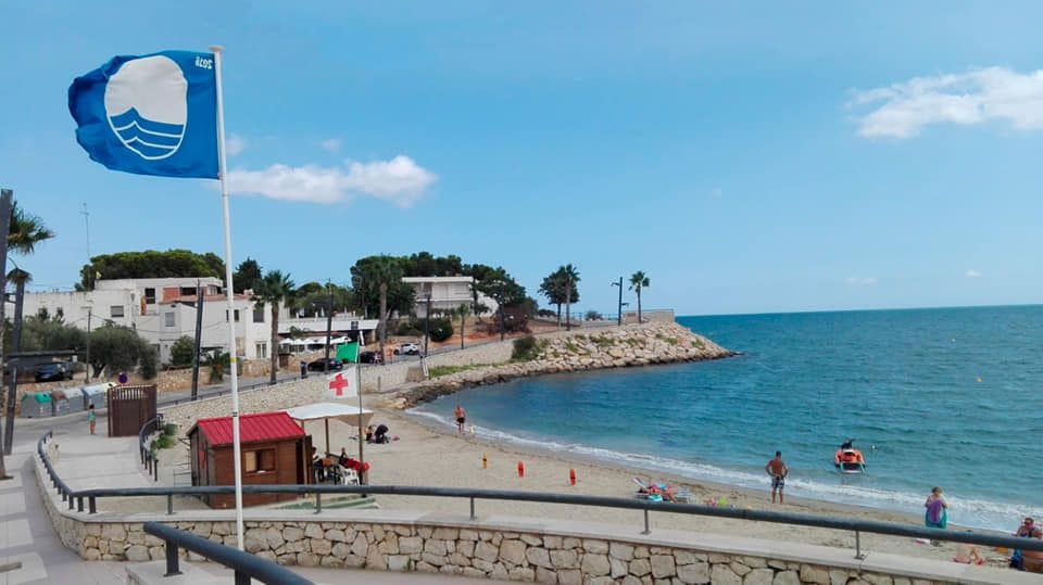 Les platges de Cap-Roig i les Avellanes i el Club Nàutic Ampolla obtenen un any més el distintiu de 'Bandera Blava'