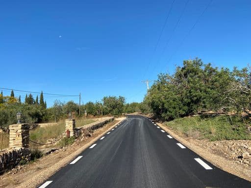 L’Ajuntament de l’Ampolla arranja un tram del camí del Furoné