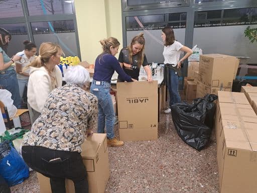 L'Ampolla recull més de 60 litres de productes de neteja i higiene personal i més de 30 quilos d'aliments bàsics per a les persones del País Valencià afectades per la DANA