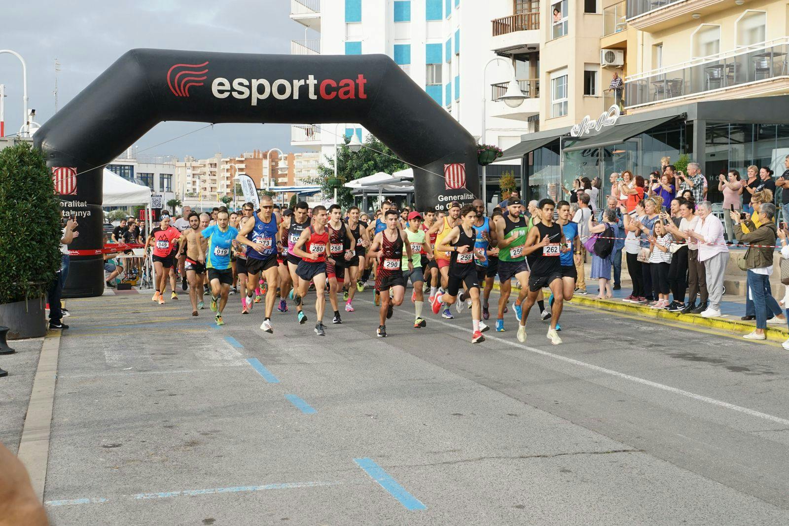 El ‘Running Series 10.000 de l'Ampolla’ compta amb la participació de 167 corredors i corredores